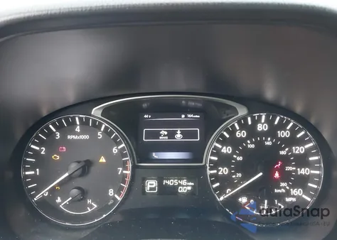 2015 Nissan Pathfinder Sl z USA, uszkodzony, nr VIN 5N1AR2MN3FC677414